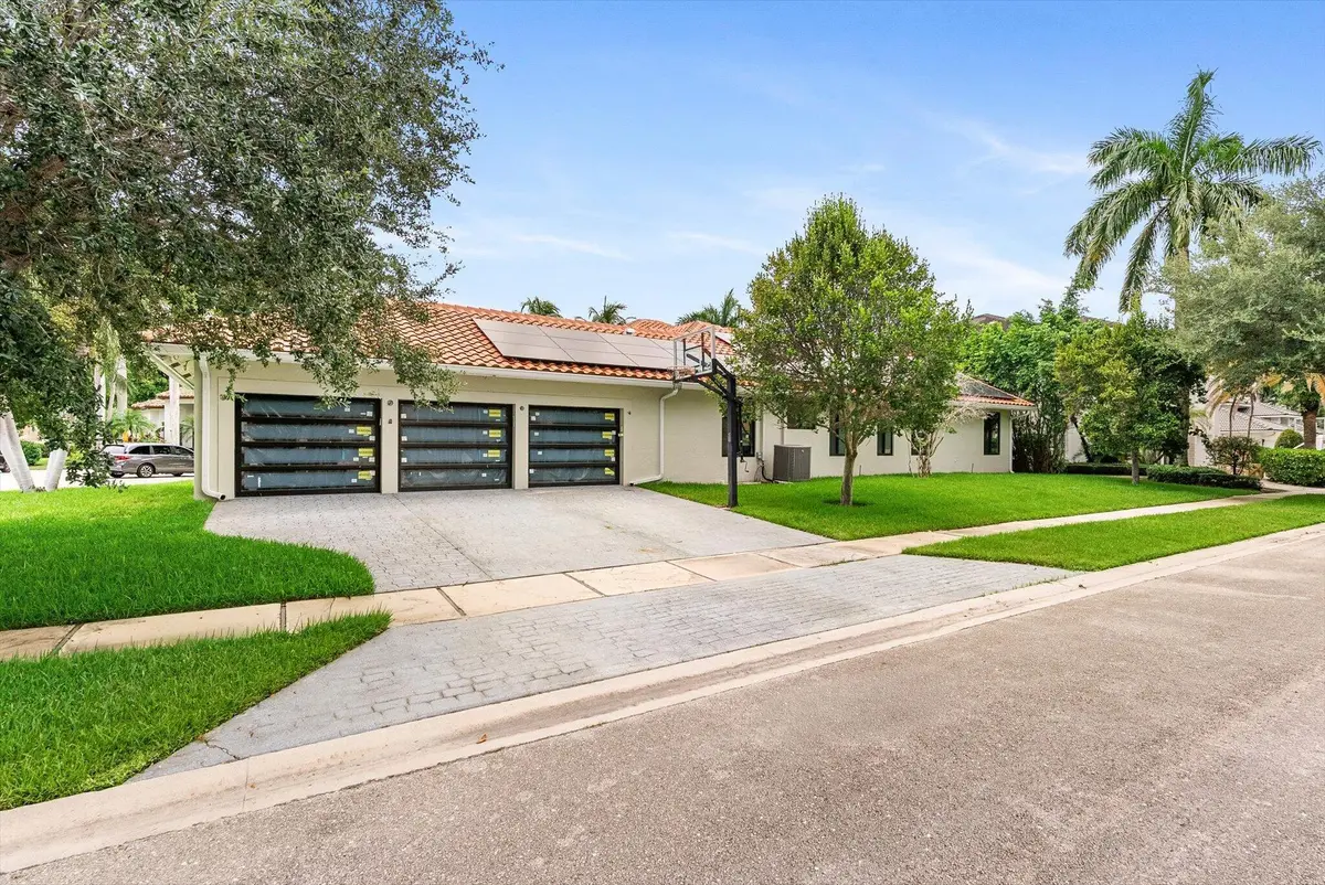 Garage at 3131 St Annes Place, Boca Raton