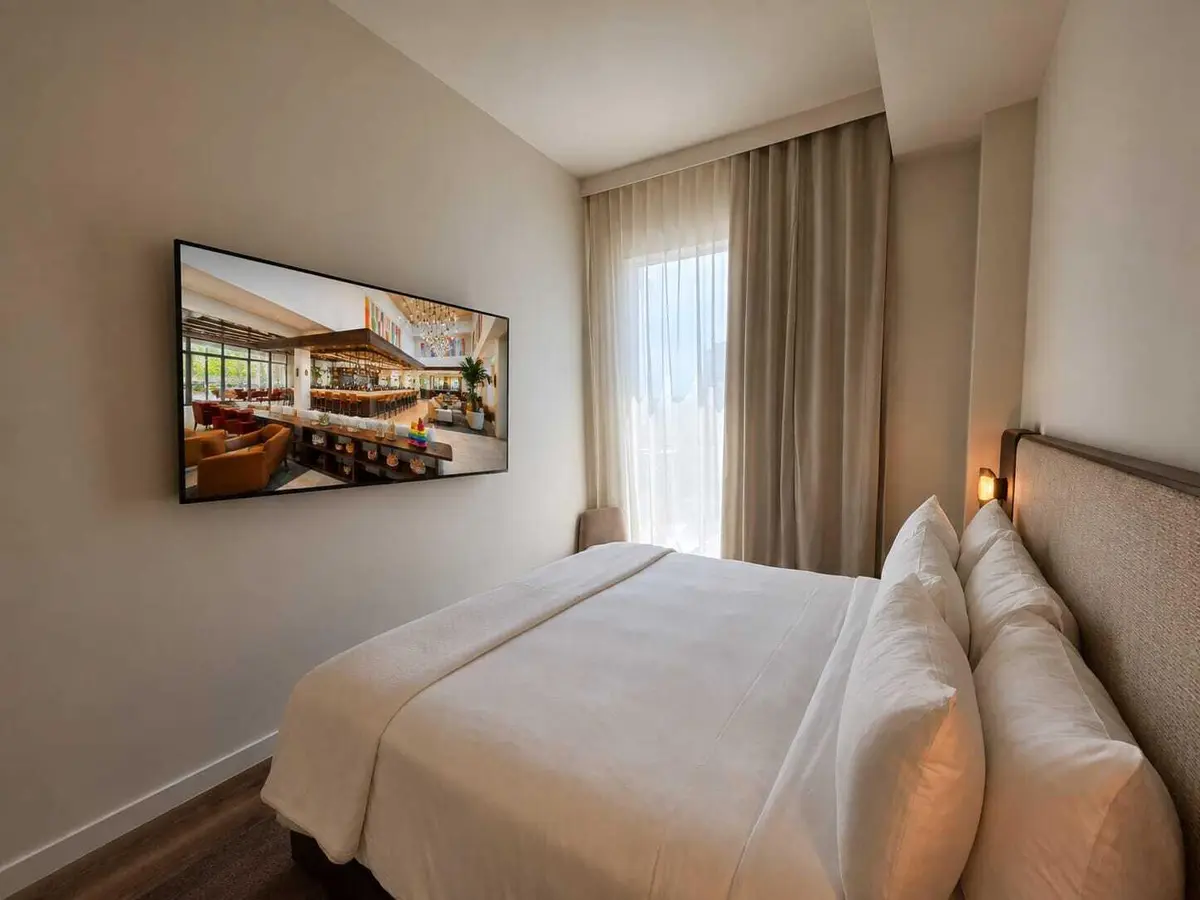 King Size Bed at 1611 SW 2nd Avenue 808, Miami