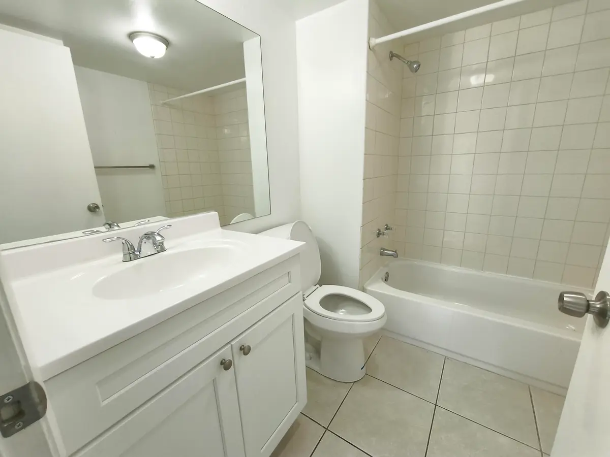Master Bathroom at 8720 Shadow Wood Boulevard 308, Coral Springs