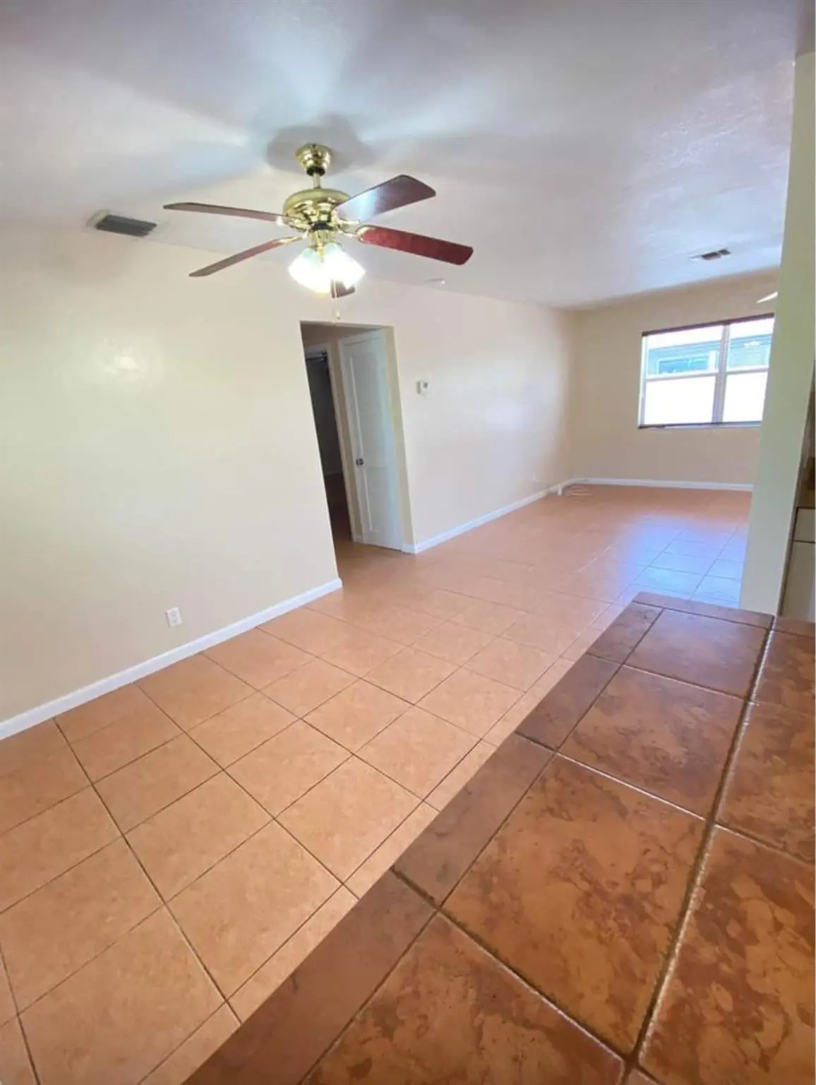 Photo 3 at 224 NE 19th Avenue 1, Pompano Beach