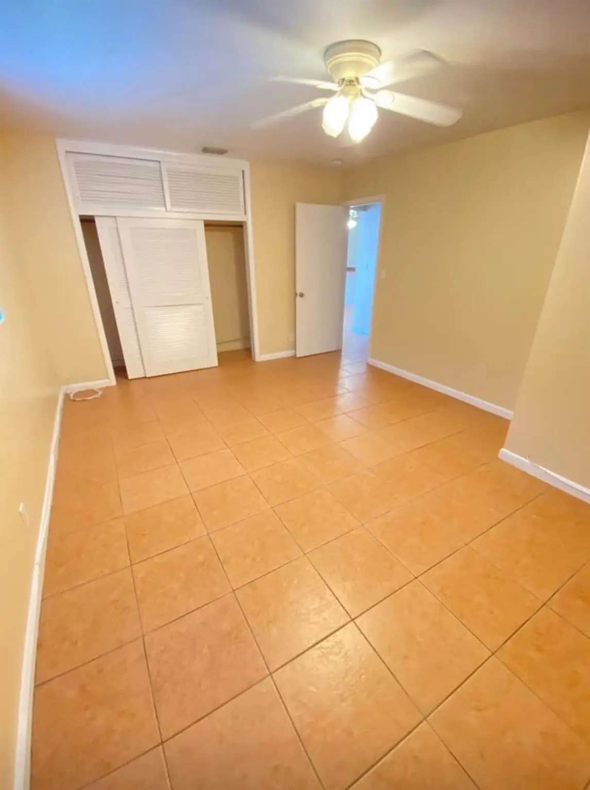 Photo 6 at 224 NE 19th Avenue 1, Pompano Beach