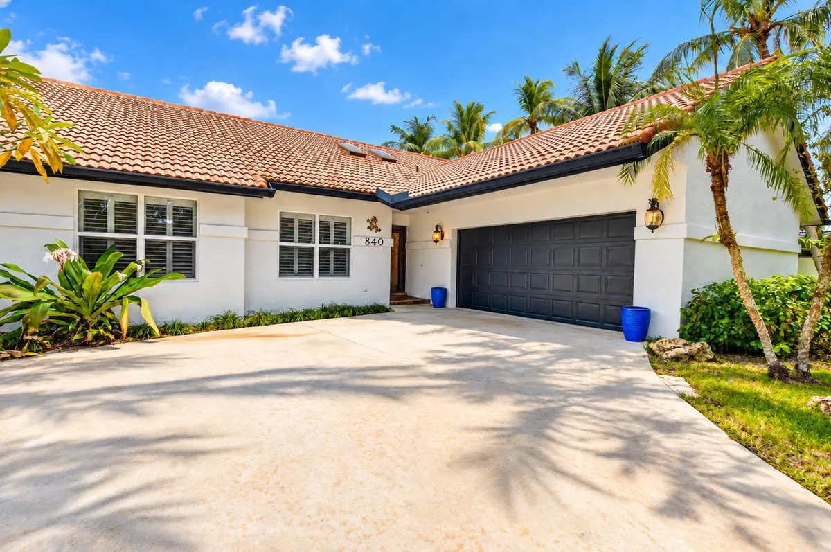 2 car garage at 840 SW 21ST Street, Boca Raton