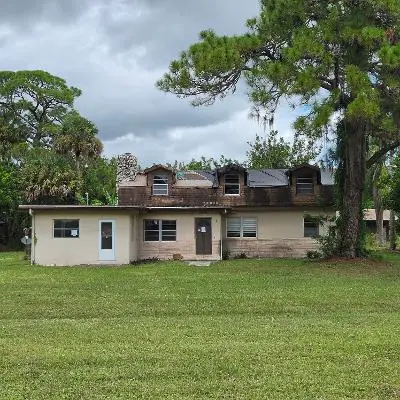 Front at 7900 8th Street, Vero Beach