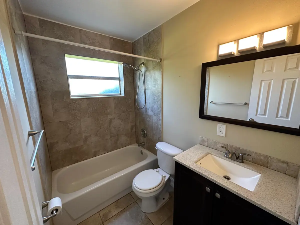 bathroom 3 at 3 SW HIDEAWAY Place 15, Stuart