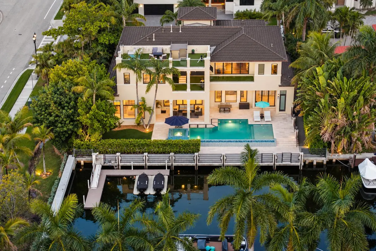 rear aerial at 301 SAN MARCO Drive, Fort Lauderdale