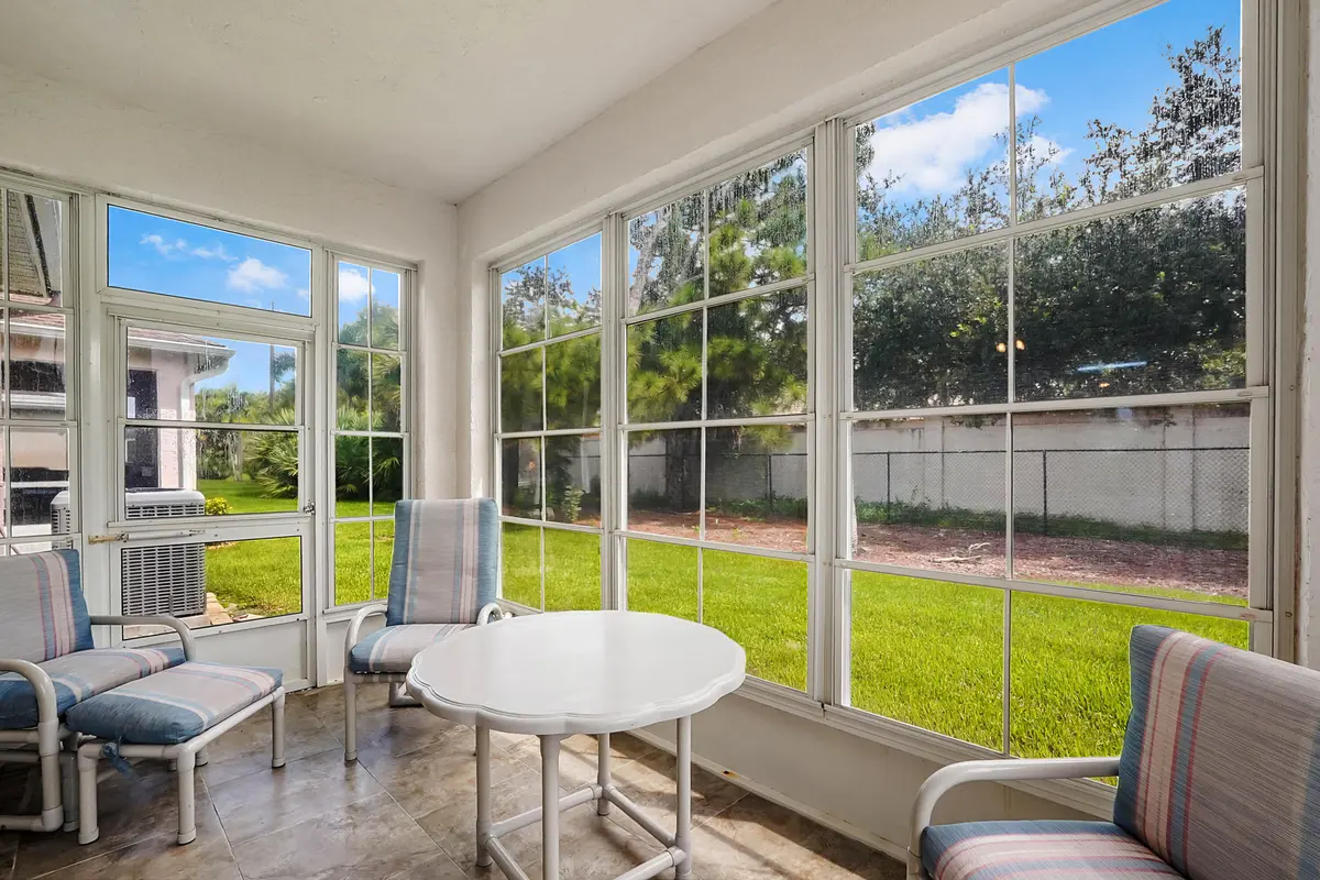 23 patio 01 at 527 NW Portofino Lane, Port St. Lucie