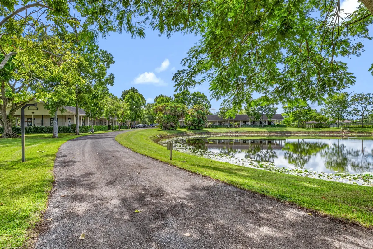 5110 S Shore Blvd 012 at 5110 S Shore Boulevard, Wellington