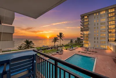 1149 HILLSBORO MILE 310, Hillsboro Beach – Condominium for sale
