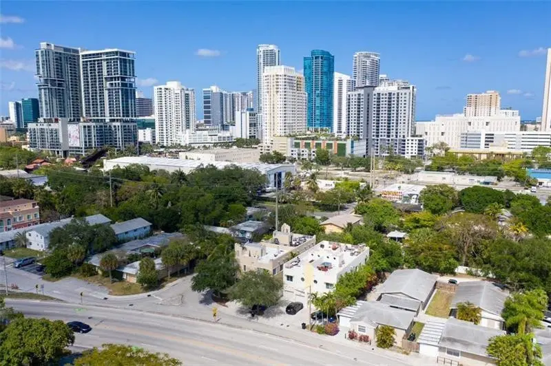 Photo 2 at 500 SW 4th Avenue, Fort Lauderdale