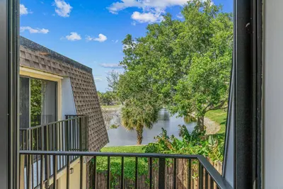 2929 SW 22nd Circle 32B, Delray Beach – Townhouse for rent