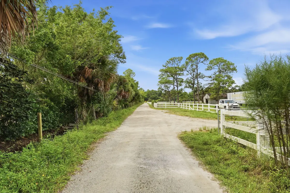 5-web-or-mls-1812_B_Road_01918 at 1812 B Road, Loxahatchee Groves