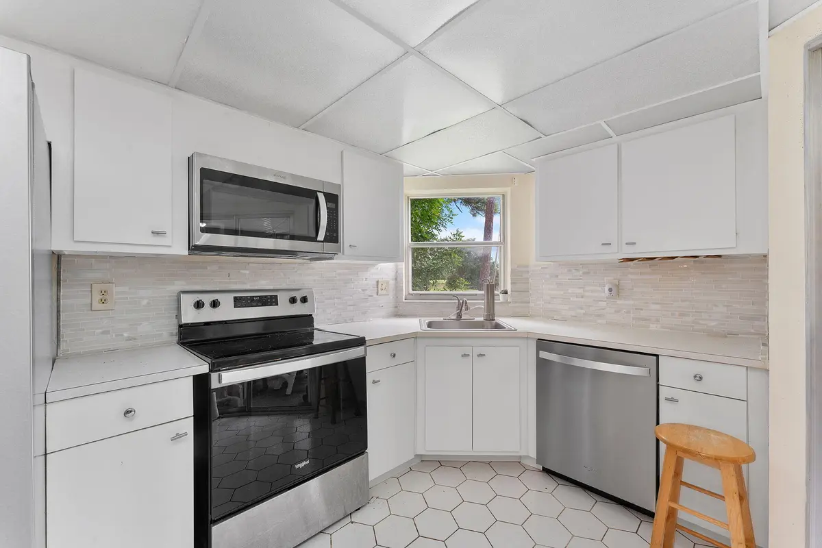 11-web-or-mls-DSC09753 at 3593 BIRDIE Drive 104, Lake Worth