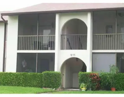 4956 Sable Pine Circle C-2, West Palm Beach – Condominium for rent