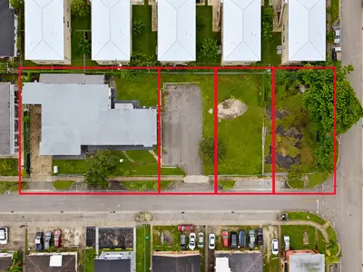 1427 NW 2nd Avenue, Florida City – multifamily property for sale