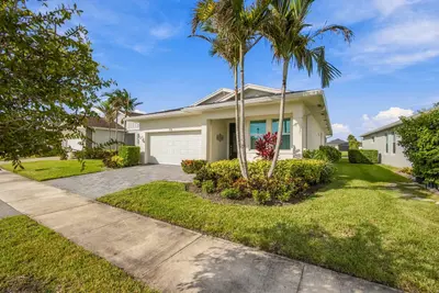 791 SE WOODBINE Road, Port St. Lucie – Single Family Residence for sale