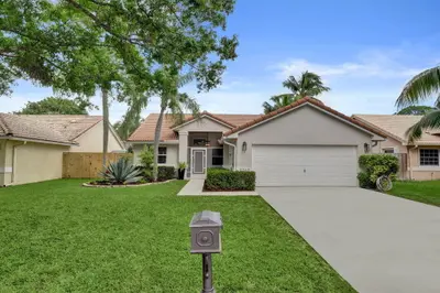 3763 S LANCEWOOD Place, Delray Beach – Single Family Residence for sale