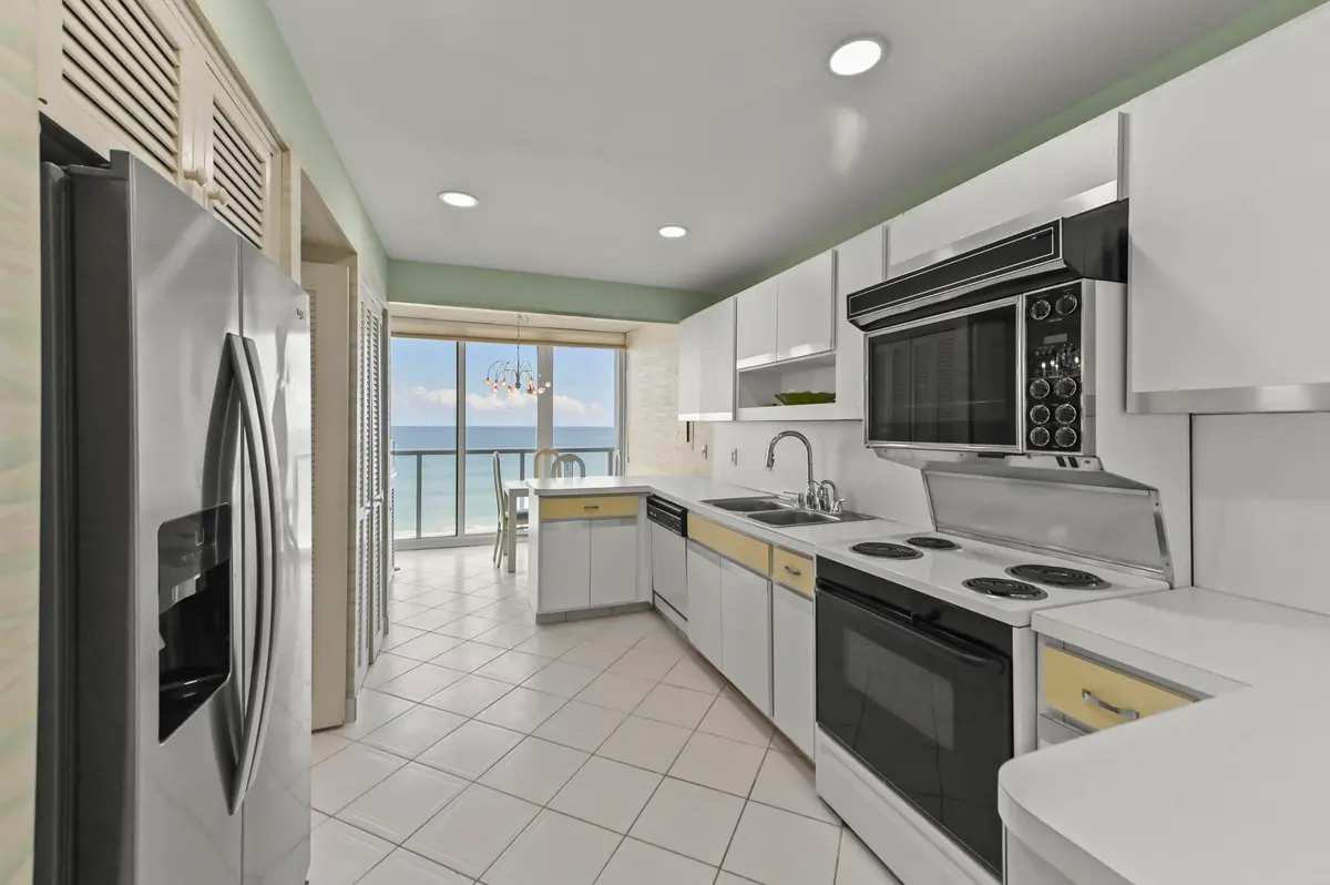OCEANFRONT Kitchen at 2800 S Ocean Boulevard 8-G, Boca Raton