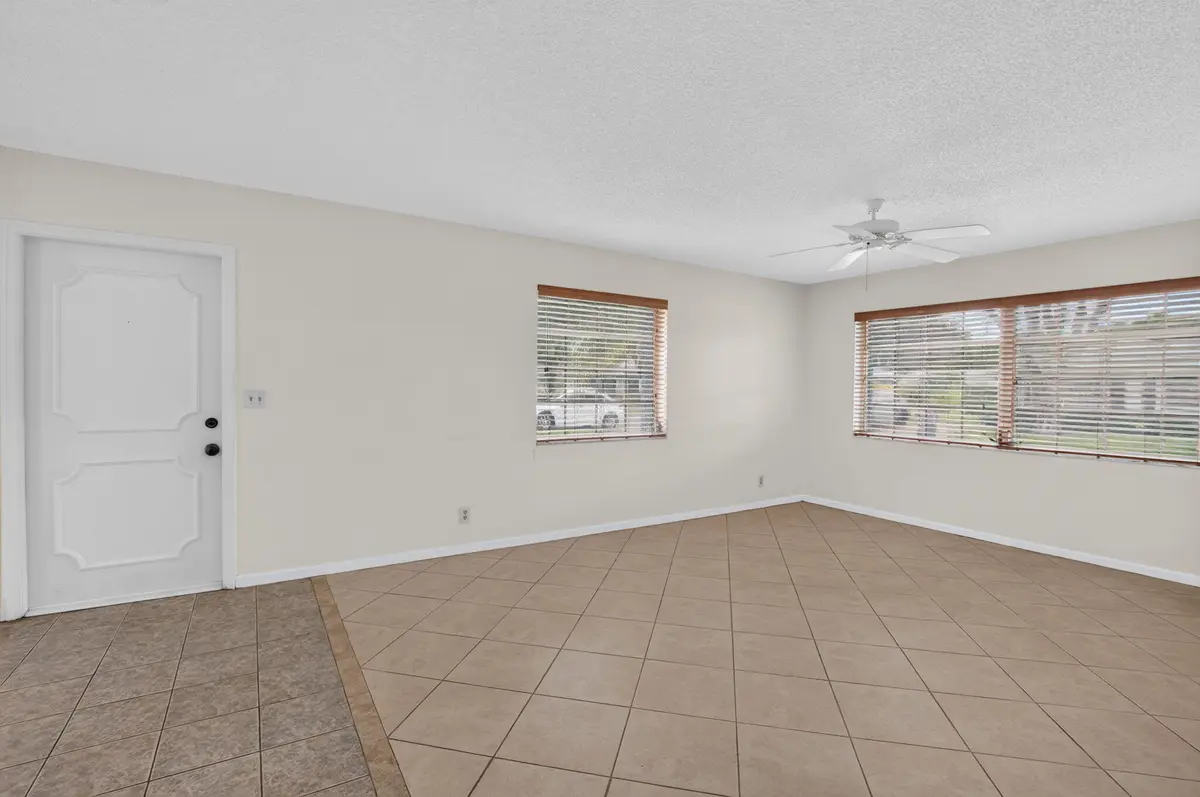 5-web-or-mls-DSC_8950 - Copy at 10128 S 44th Drive 370, Boynton Beach