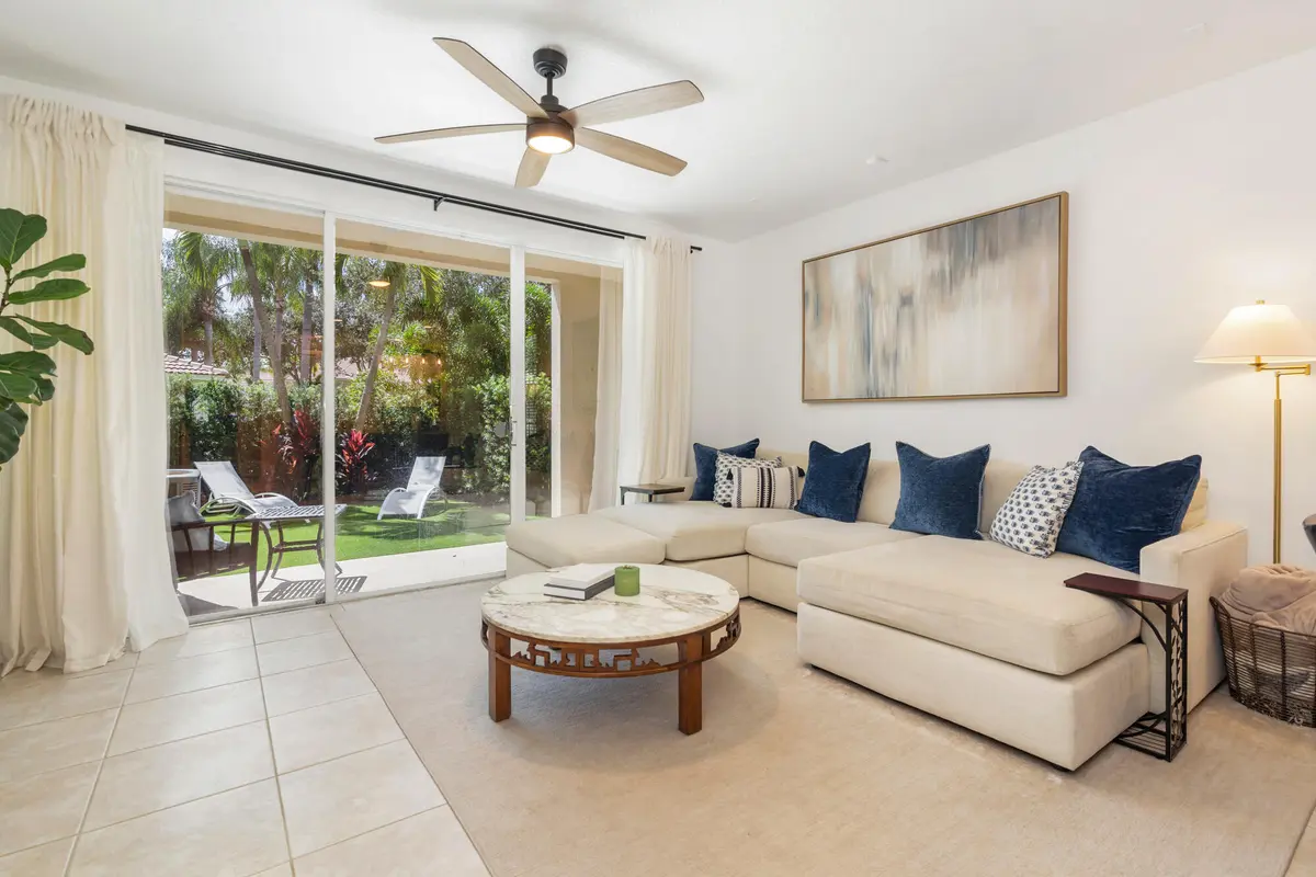 low-7 (5) at 9086 Tremezzo Lane, Boynton Beach