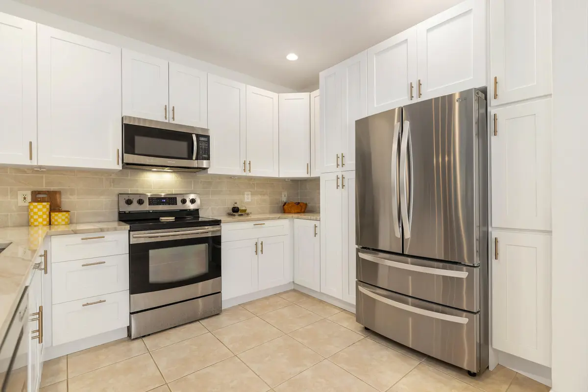low-10 (5) at 9086 Tremezzo Lane, Boynton Beach