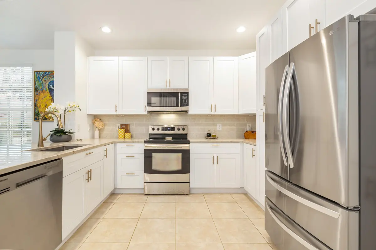 low-12 (6) at 9086 Tremezzo Lane, Boynton Beach