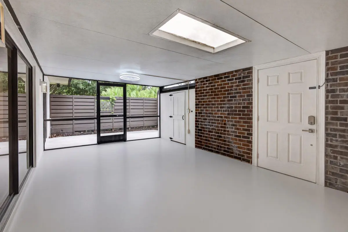 Screened-in Patio at 506 5TH Terrace, Palm Beach Gardens