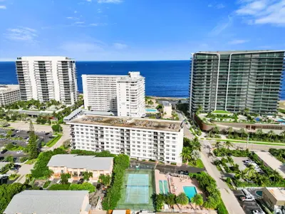 1009 N Ocean Boulevard 207, Pompano Beach – Condominium for sale