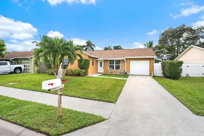 171 Banyan Circle, Jupiter – Single Family Residence for sale