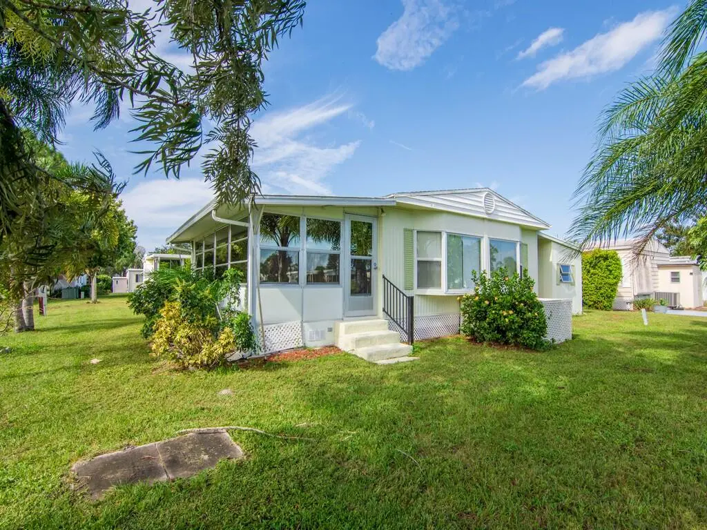 7 La Paloma Lane at 7 La Paloma Lane, Port St. Lucie