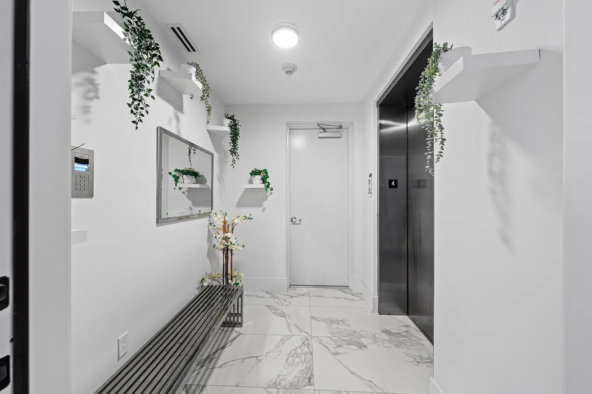 001-160IsleofVeniceDrive-403-FortLauderd at 160 Isle Of Venice Drive 403, Fort Lauderdale