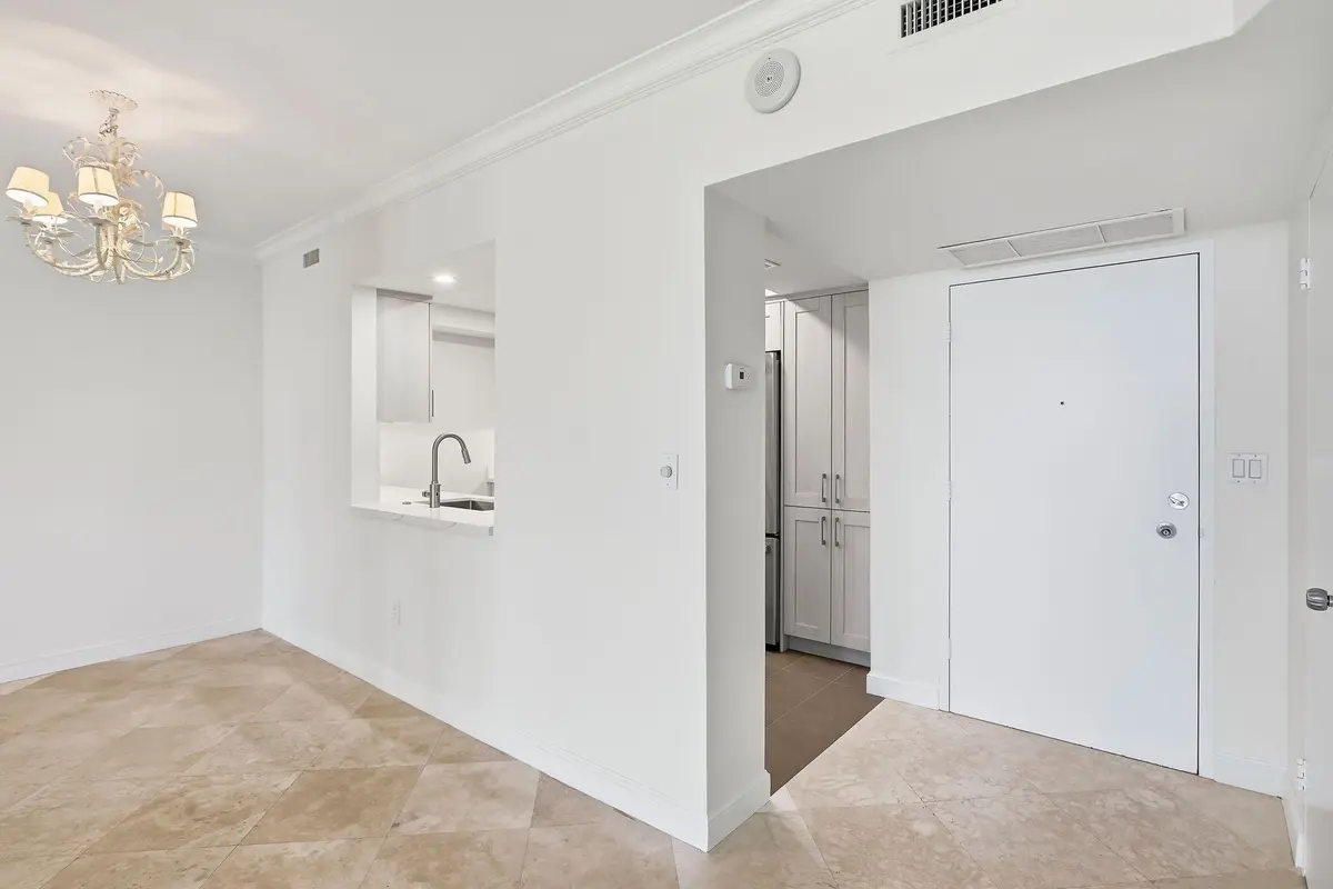 Living space at 1225 S OCEAN Boulevard 101, Delray Beach