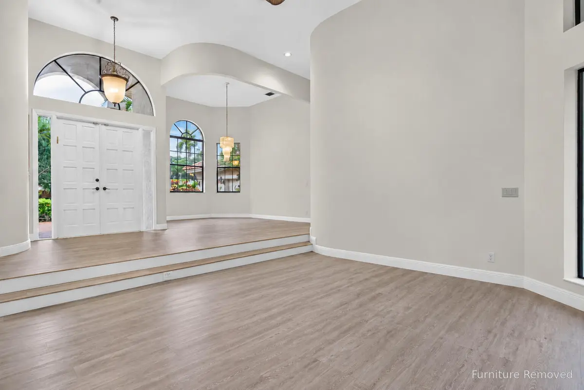 Front Entry at 10240 Vestal Court, Coral Springs