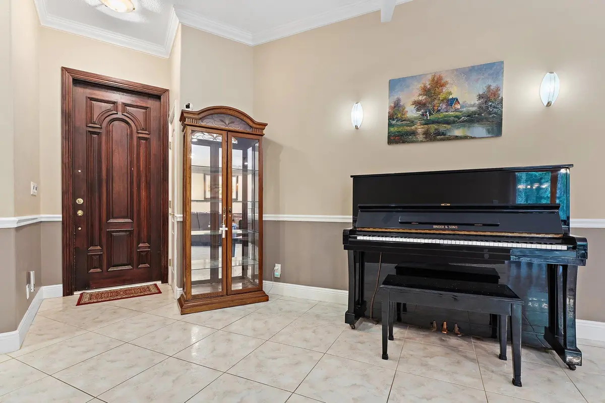 Foyer at 16915 62nd Road, Loxahatchee
