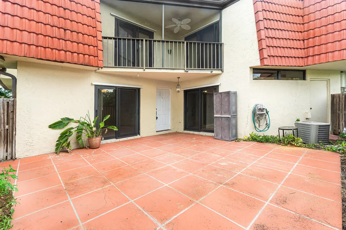 004-3754VictoriaDrive-WestPalmBeach-FL-3 at 3754 Victoria Drive, West Palm Beach