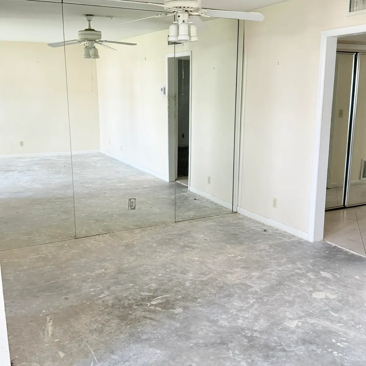 Diningroom at 20 SE 13th Street Unit a2, Boca Raton