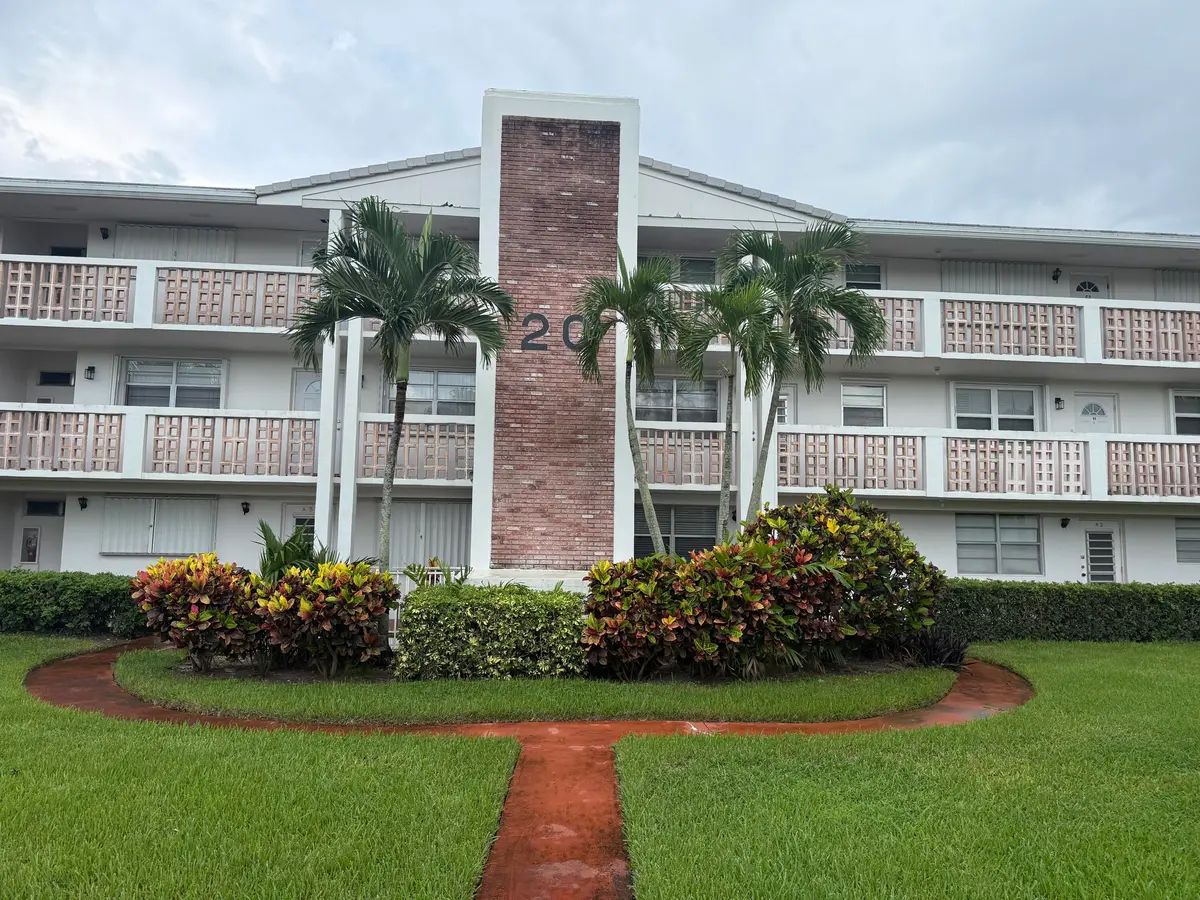 Front of Unit Main at 20 SE 13th Street Unit a2, Boca Raton