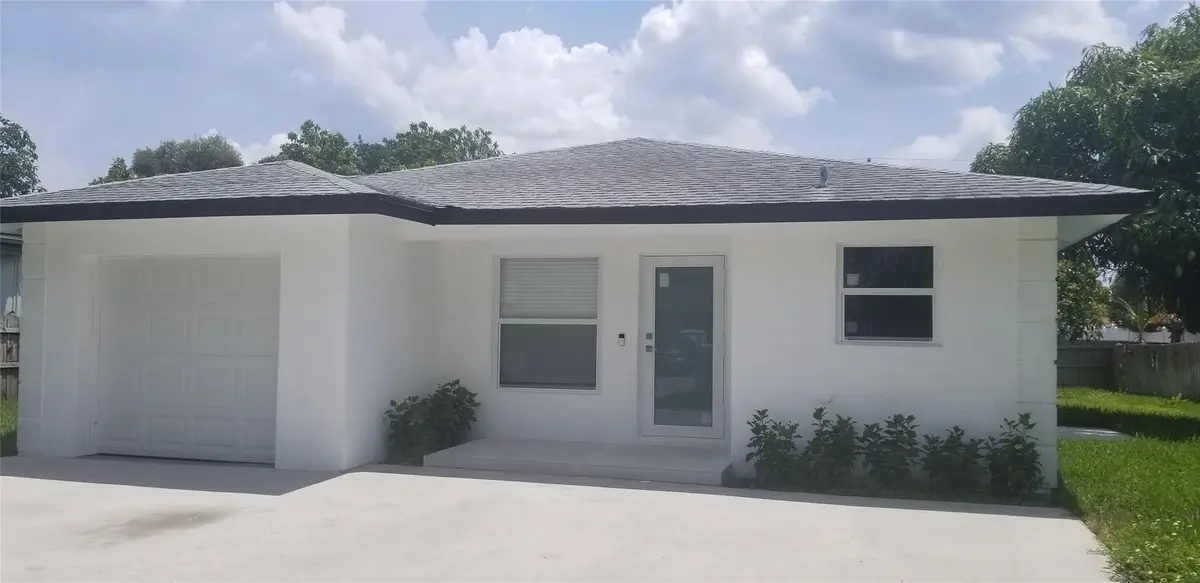Photo 2 at 915 SE 2ND Avenue, Delray Beach