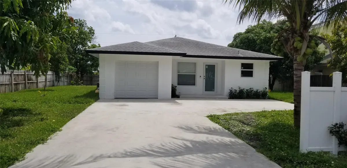 Photo 3 at 915 SE 2ND Avenue, Delray Beach