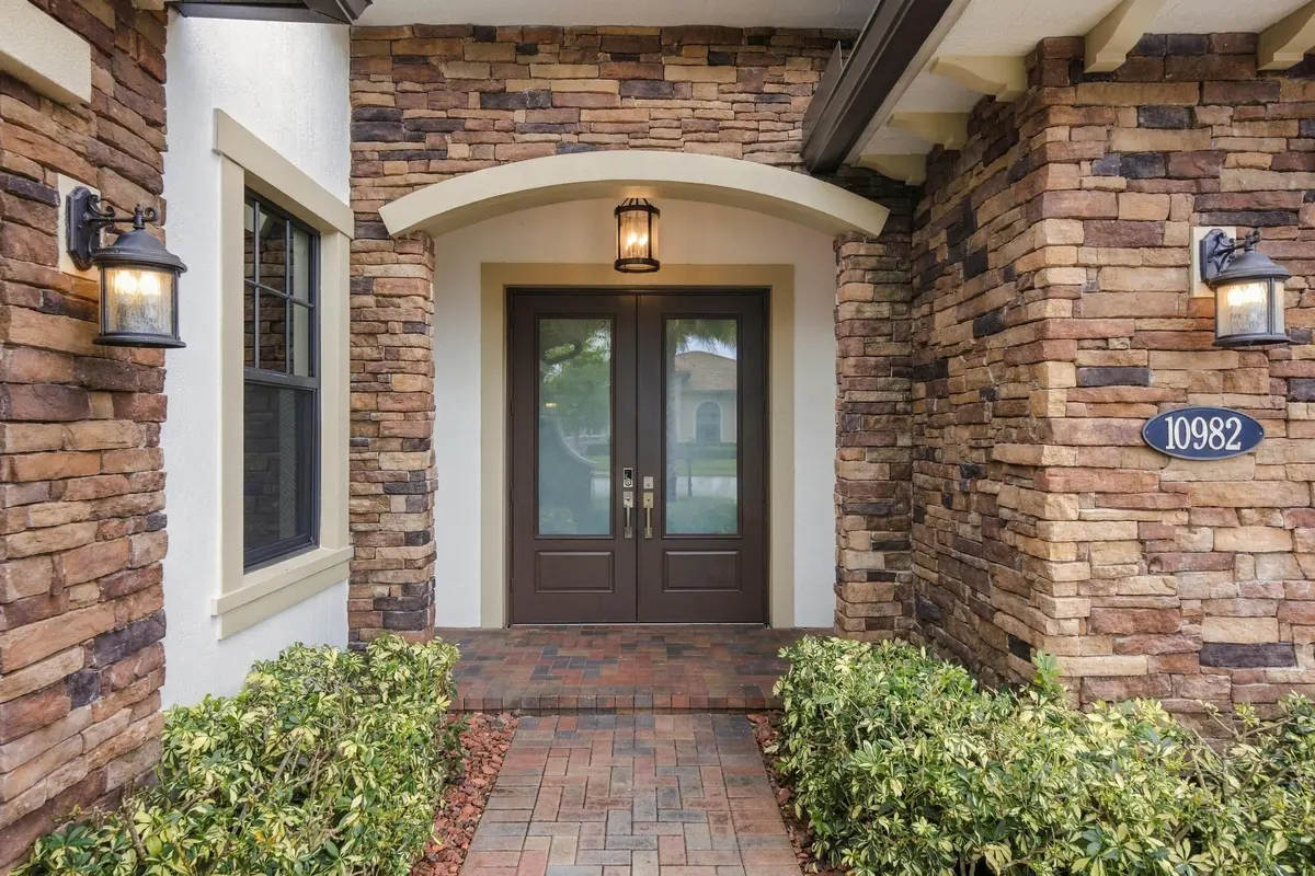 6__jjl0783 at 10982 PINNACLE Way, Parkland