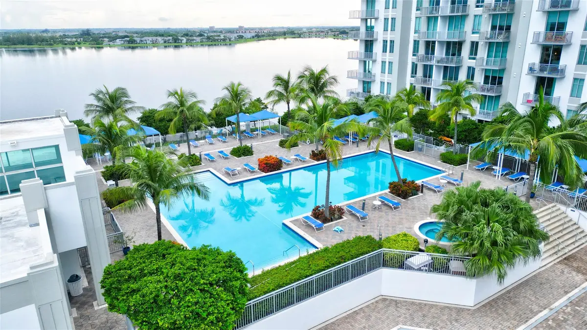 Photo 2 at 300 S Australian Avenue 408, West Palm Beach