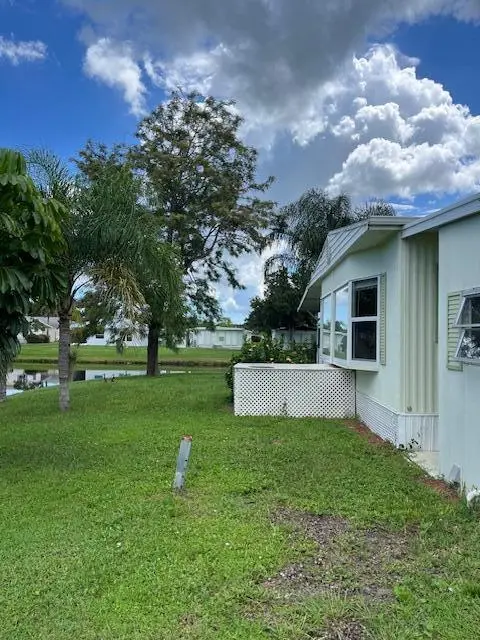 Yard at 7 La Paloma Lane, Port St. Lucie