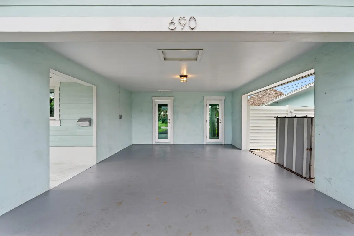 DSC03508 at 690 SE 5th Court, Pompano Beach
