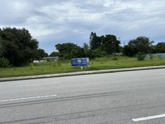 across main street at 1119 45th Street, Mangonia Park