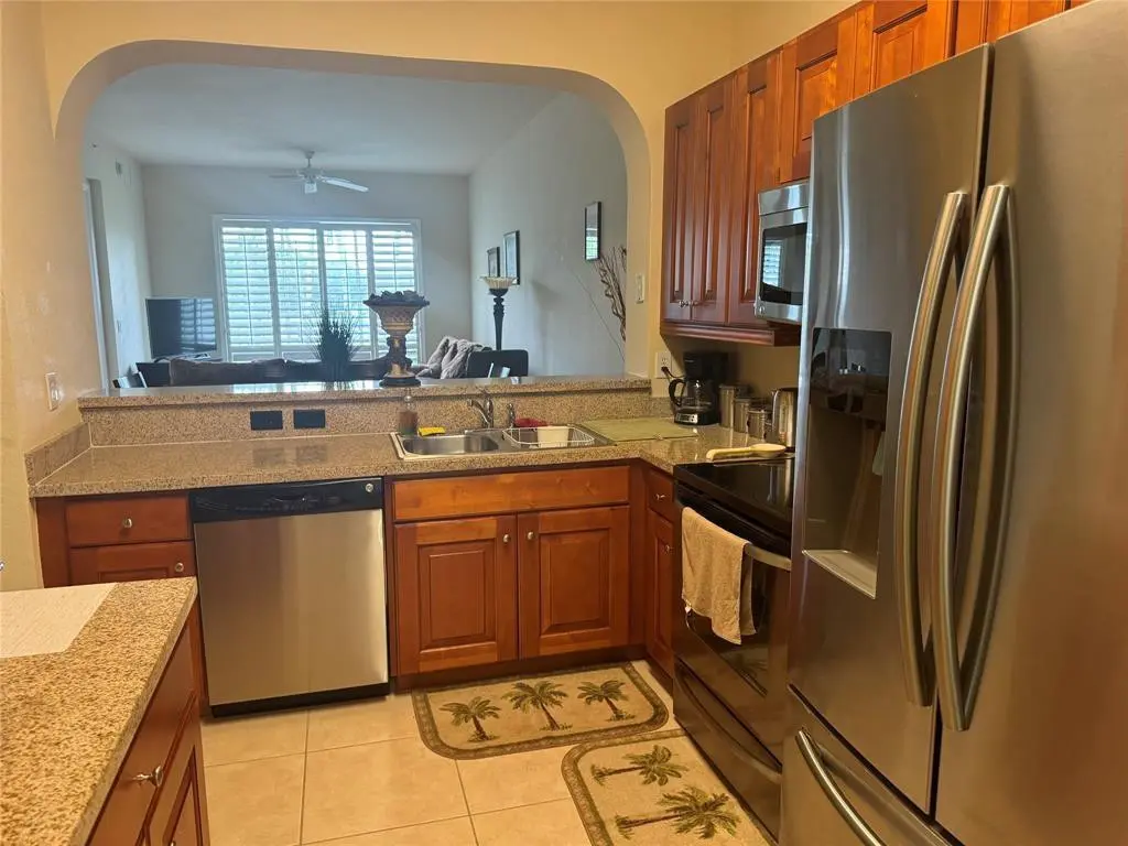 Photo 2 at 3500 OAKS CLUBHOUSE Drive 204, Pompano Beach