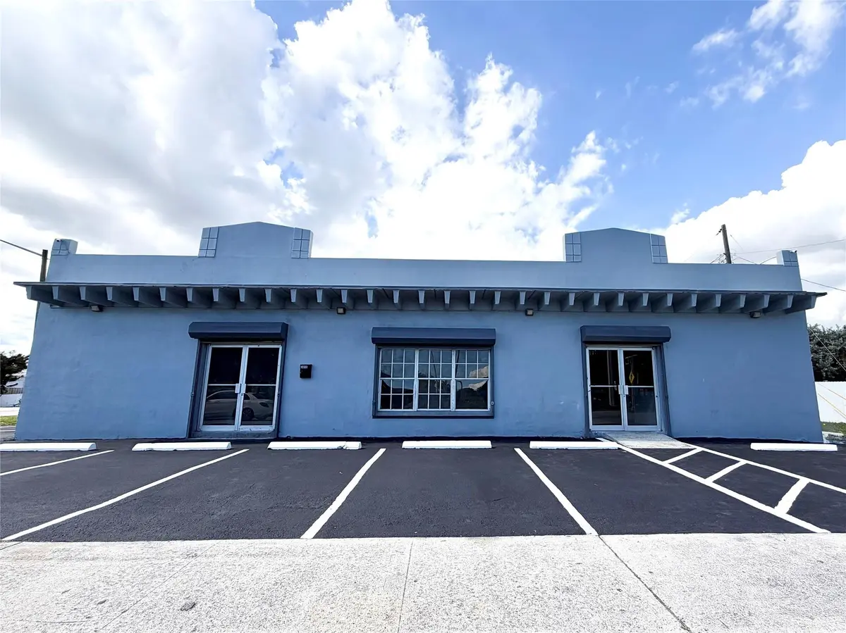 Photo 1 at 3000 N 22nd Avenue, Hollywood