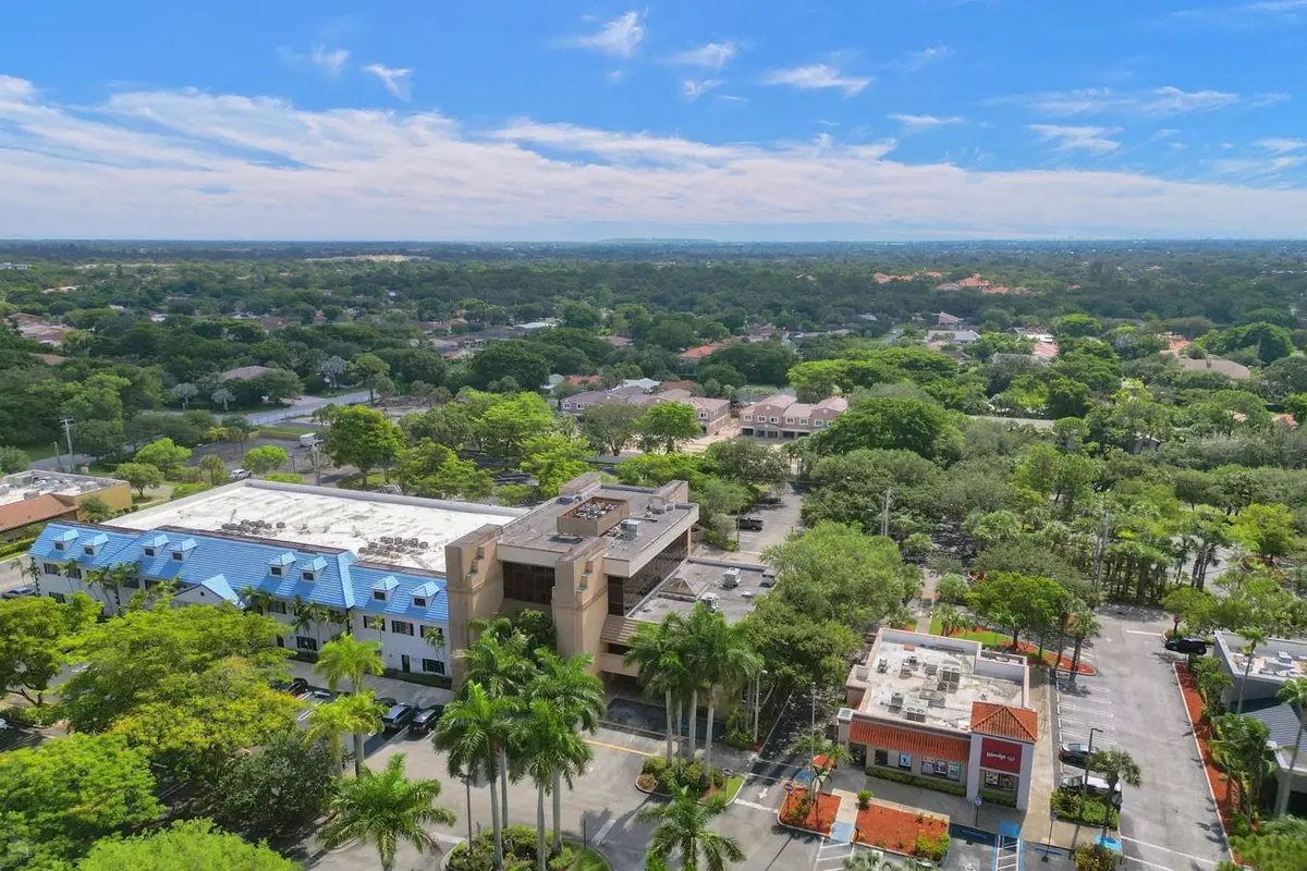 Photo 2 at 1505 N UNIVERSITY Drive, Coral Springs