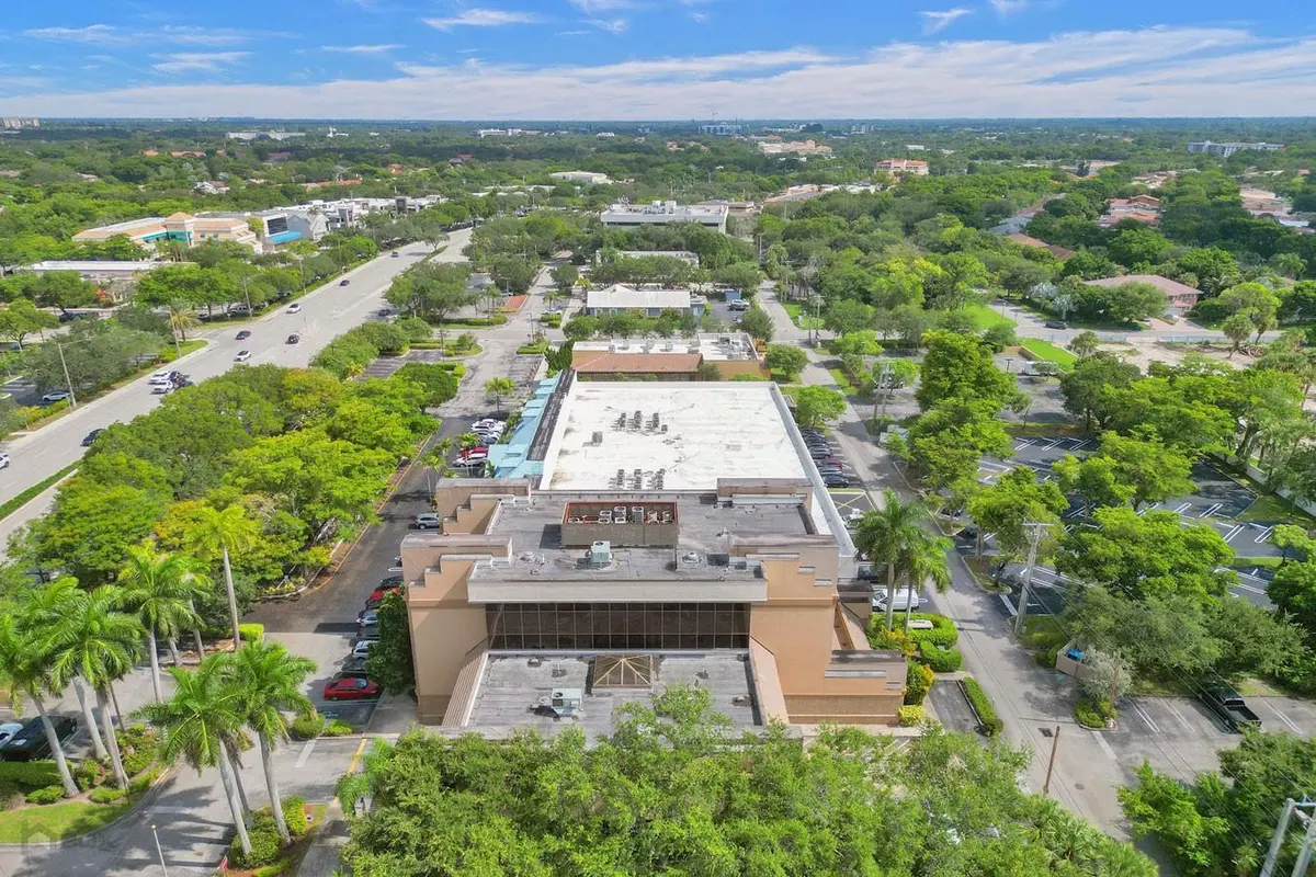 Photo 3 at 1505 N UNIVERSITY Drive, Coral Springs