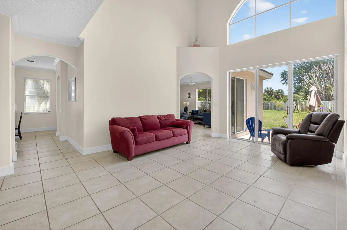 5-web-or-mls-DSC_9770 at 6207 SHADOW TREE Lane, Lake Worth