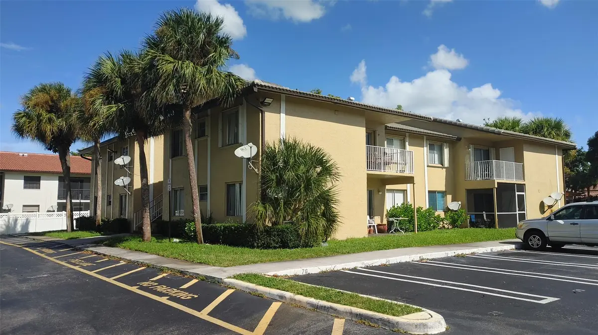 Photo 2 at 11585 NW 44TH Street 11585, Coral Springs