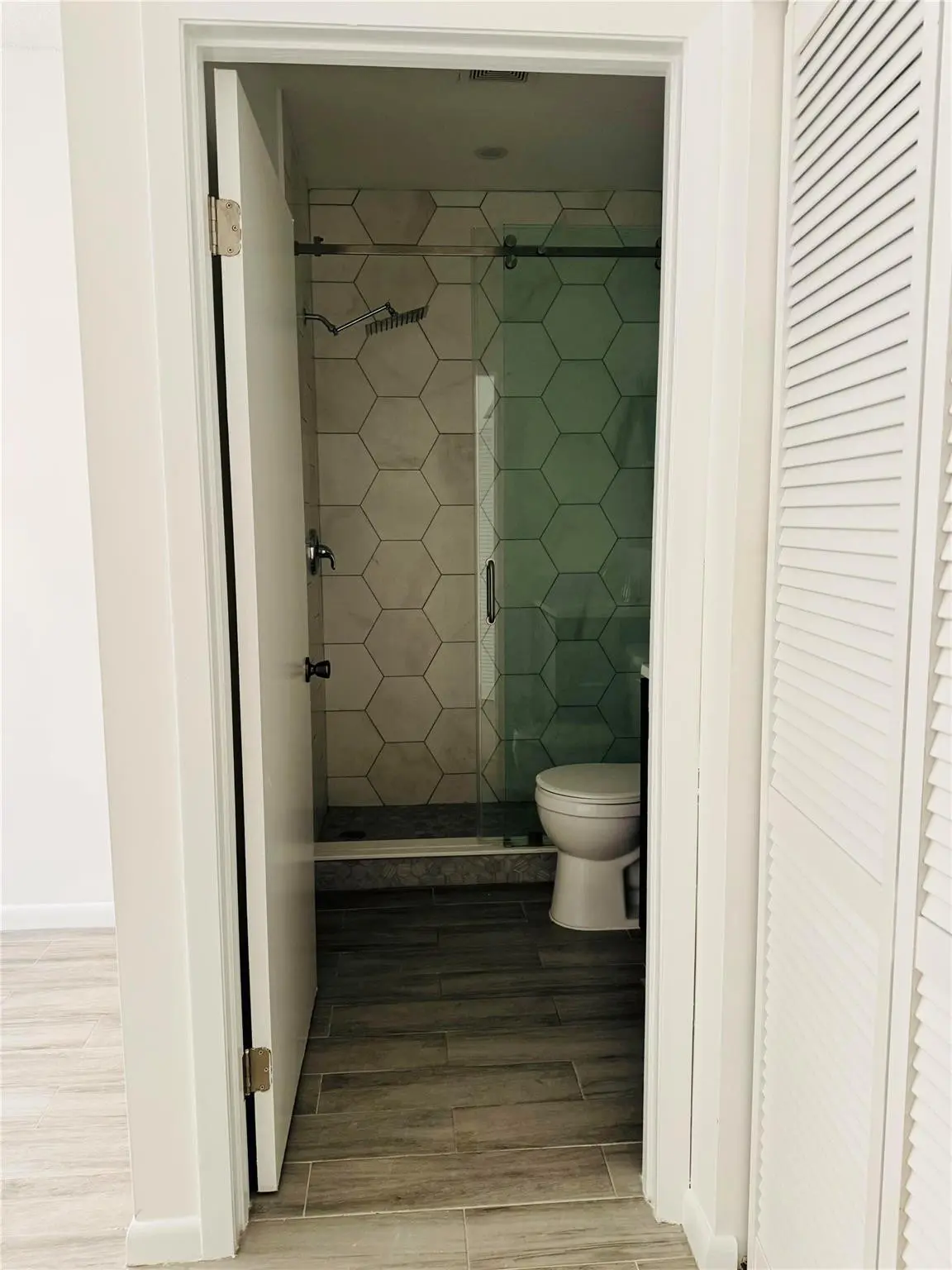 Photo 4 at 229 COMMERCIAL Boulevard 1, Lauderdale-By-The-Sea